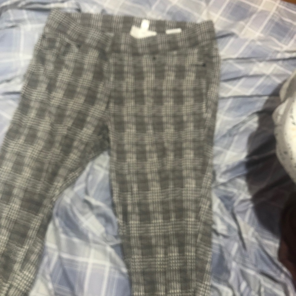 Patterned Pants - Picture 4 of 4